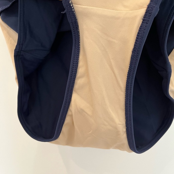 Summersalt Ruffle Backflip Size 4 - Picture 9 of 9